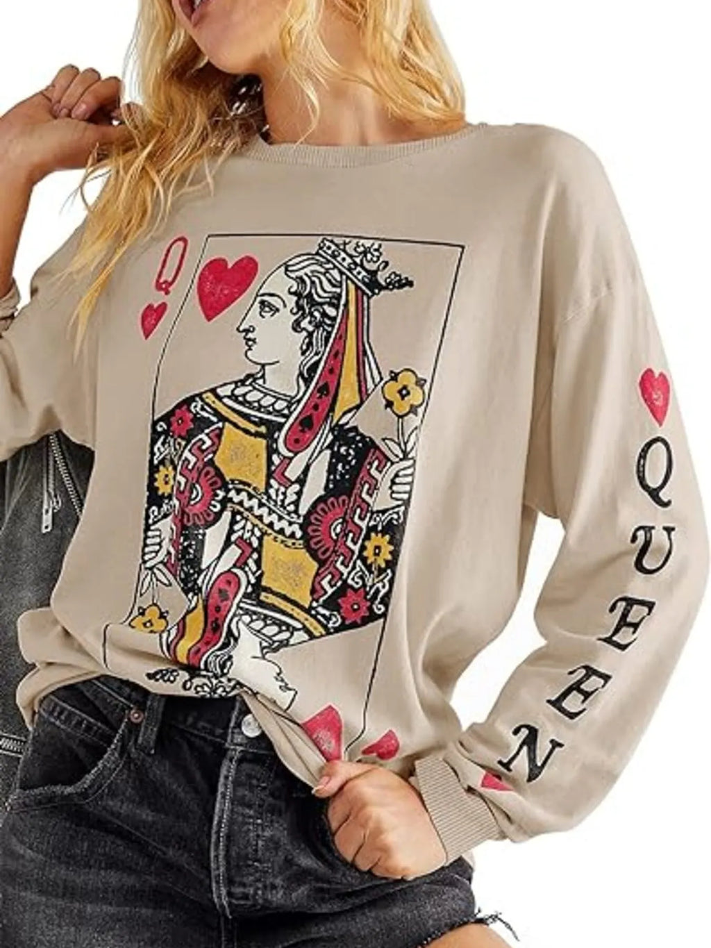Sarah Express Women's Queen of Hearts Playing Card Graphic Round Neck Sweatshirt