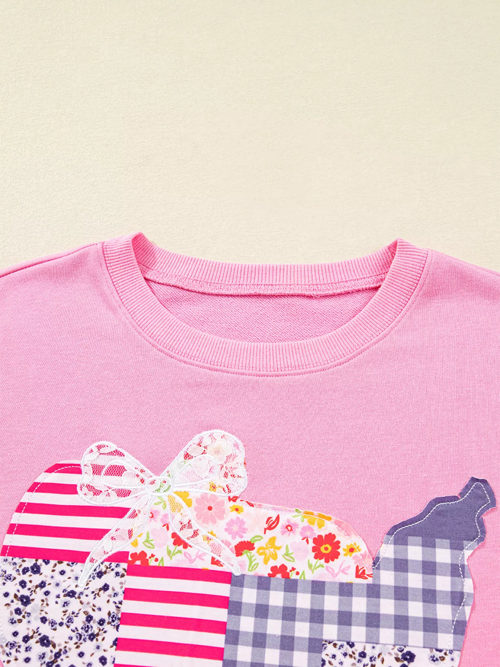 Sarah Express Women's USA Map Patched Long Sleeve Sweatshirt