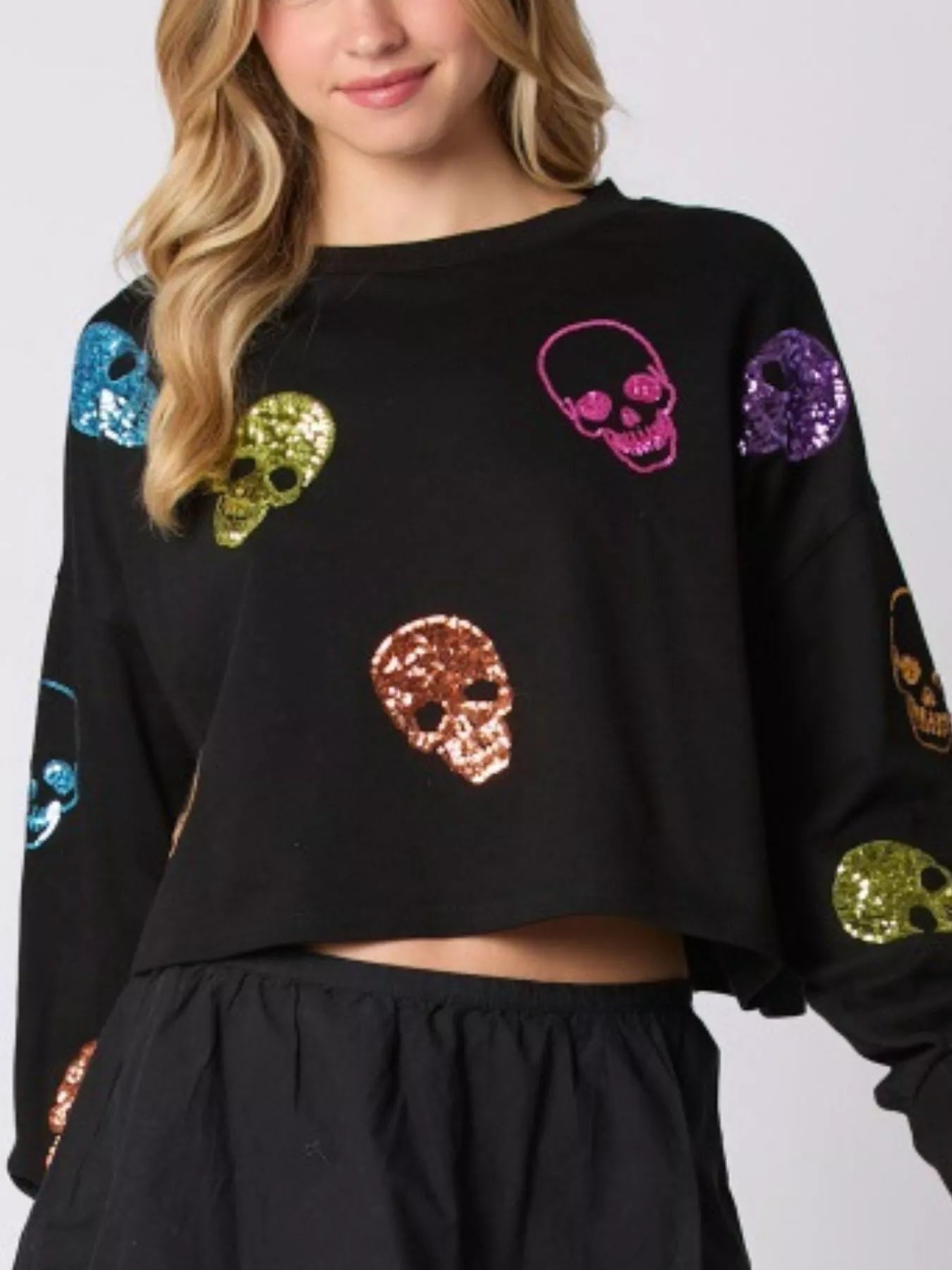 Sarah Express Women's Sequin Skull Long Sleeve Sweatshirt Black