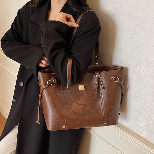 Sarah Express Large-capacity Bucket Tote Bag