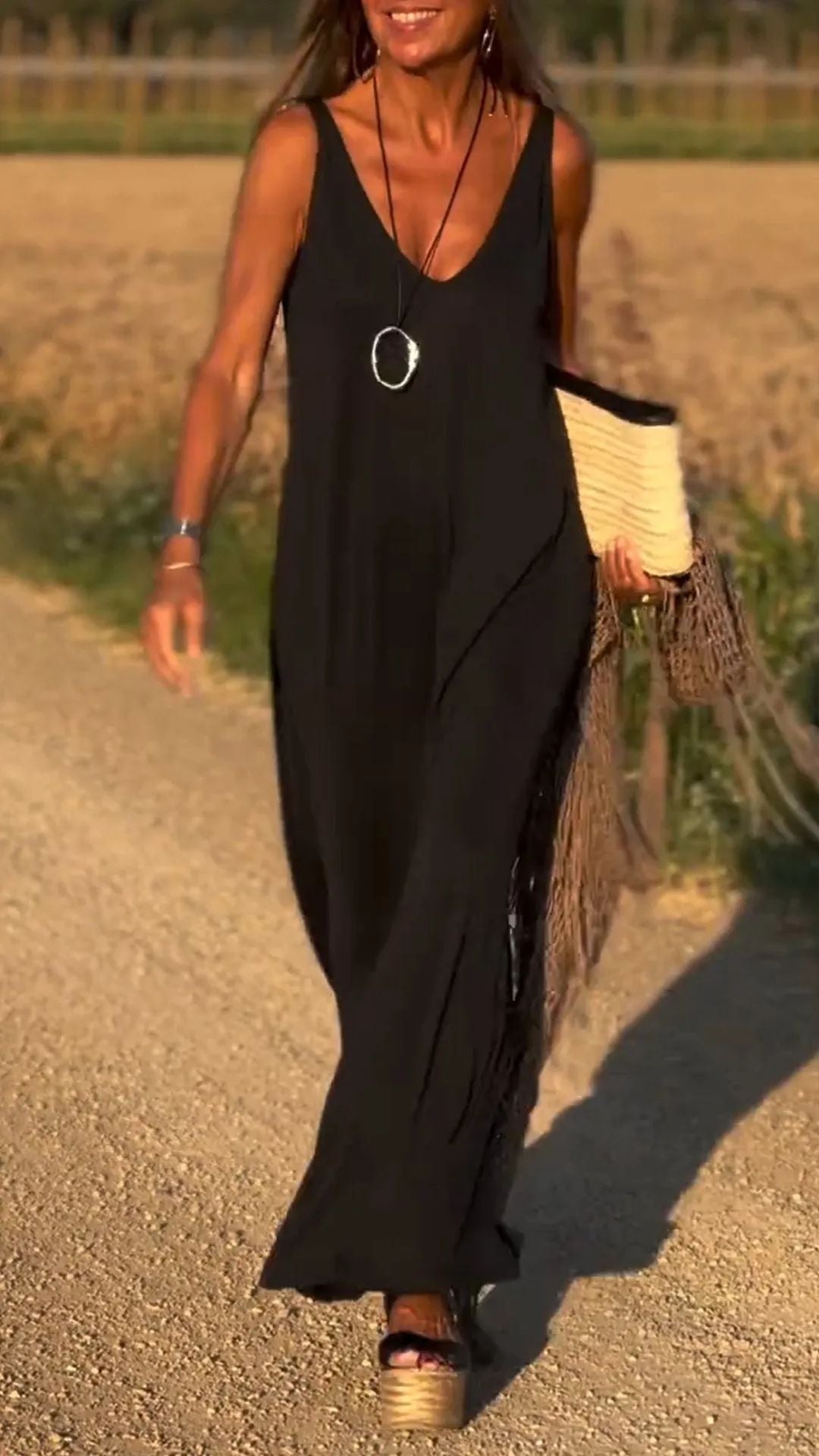 Women's V-Neck Cami Strap Maxi Dress Sleeveless Wide Waist Long Casual Summer Dress