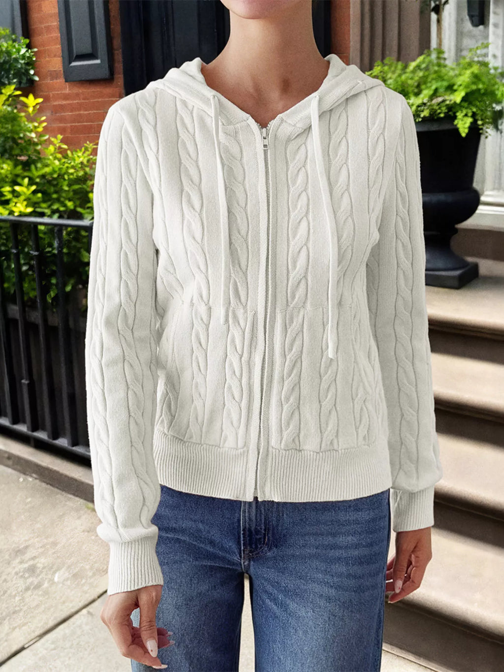 Sarah Express Women's Cozy Cable-Knit Zip-Up Cardigan