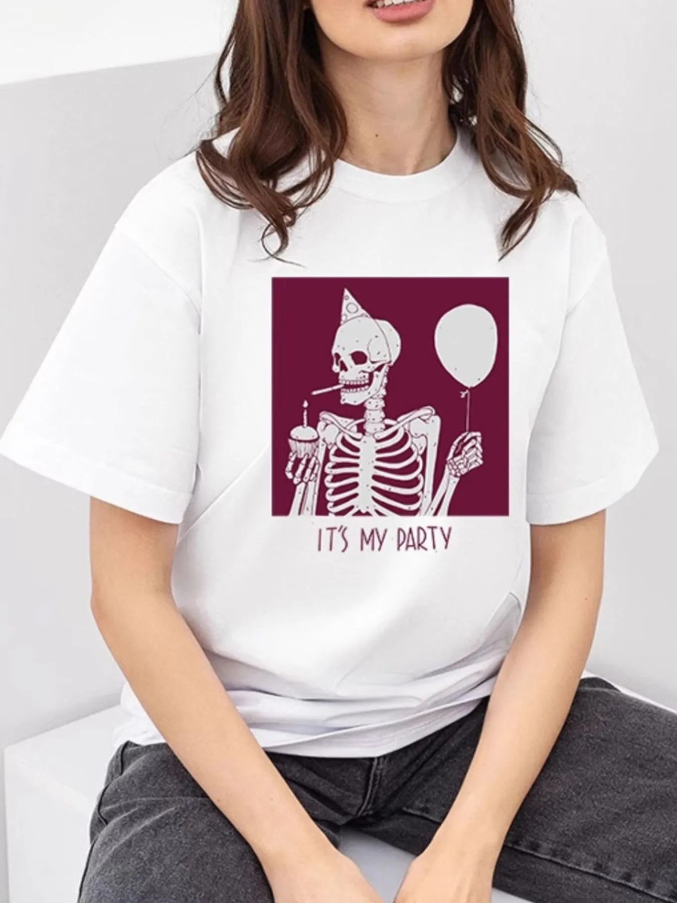 Sarah Express Women's Plus Size Graphic Round Neck Half Sleeve T-Shirt