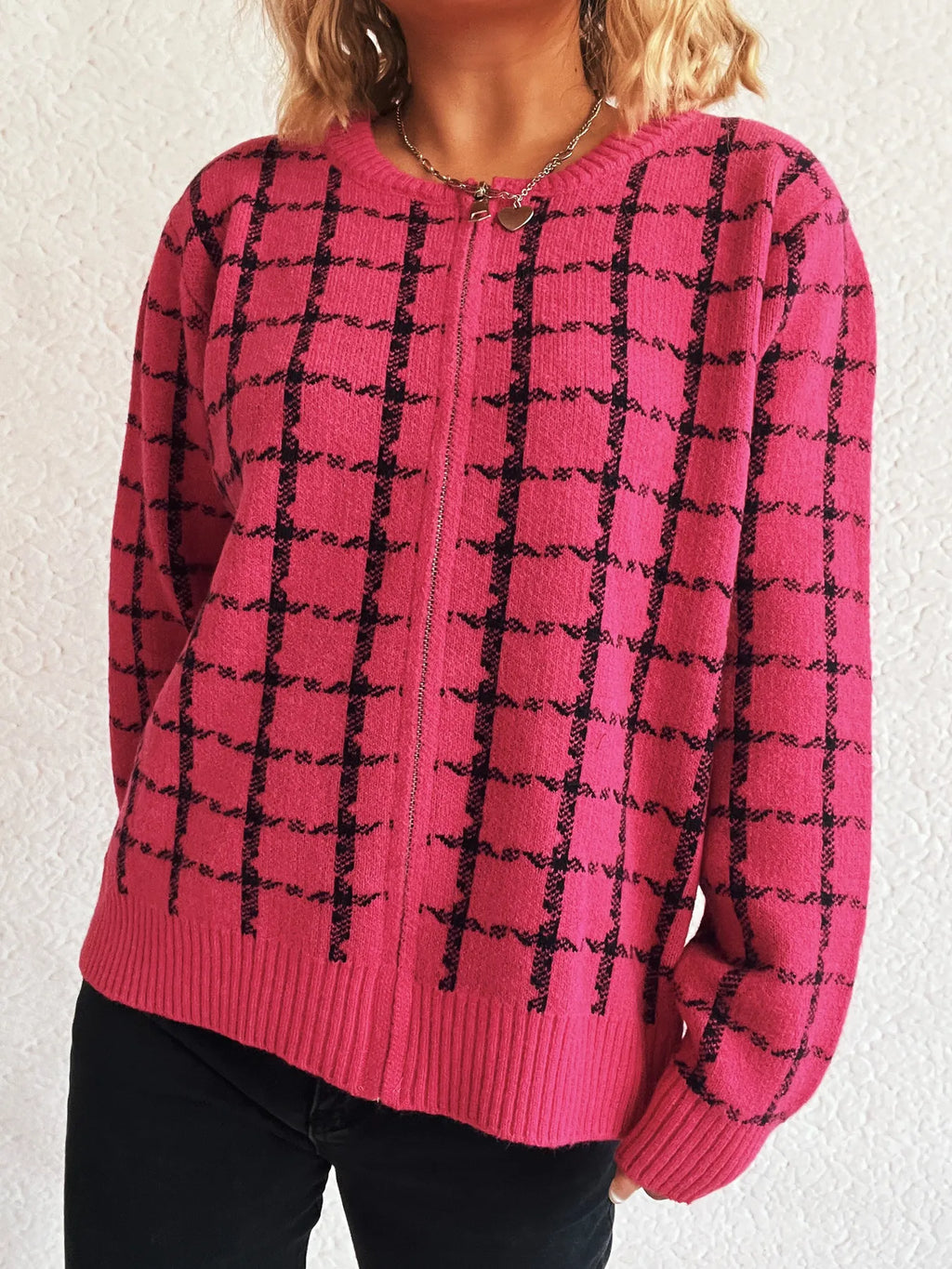 Sarah Express Women's Plaid Pattern Zip Up Cardigan