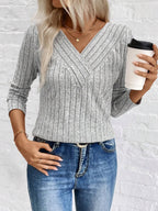 Sarah Express Women's Ribbed V-Neck Long Sleeve Knit T-Shirt