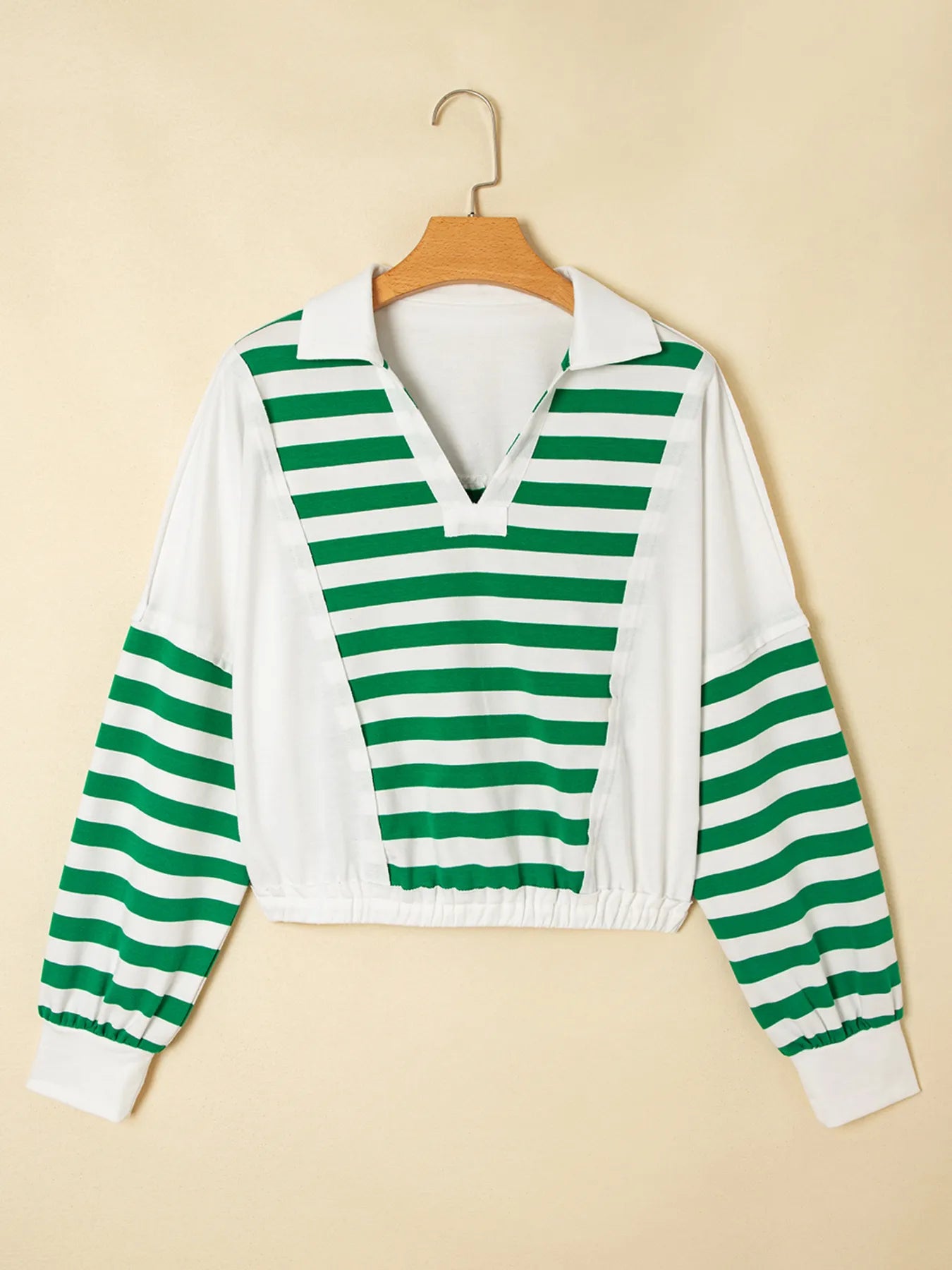 Sarah Express Women's Stripe Colorblock Collared V Neck Cropped Top