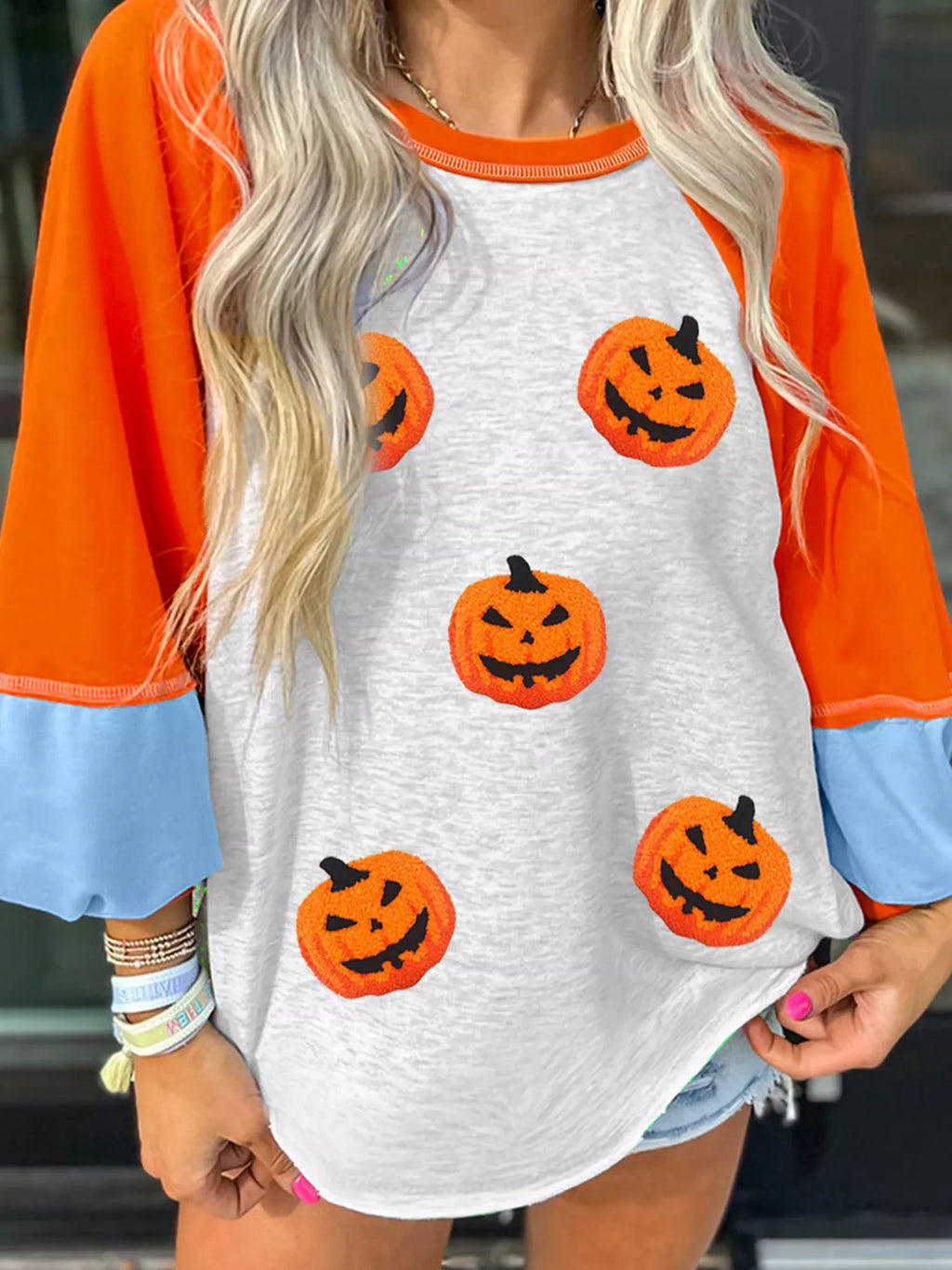 Sarah Express Women's Halloween Pumpkin Print Long Sleeve T-Shirt Light Gray