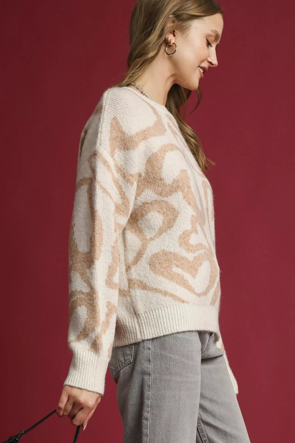 Sarah Express Women’s Oversized Heart Print Crew Neck Sweater