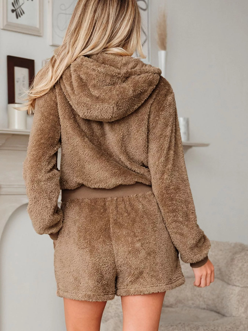 Sarah Express Women's Zip Up Hoodie and Drawstring Shorts 2pcs Outfit