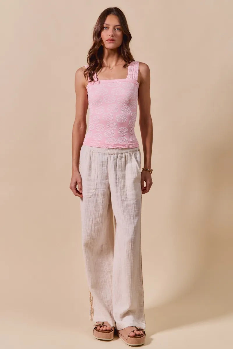 Sarah Express Women’s Two Tone Floral Seamless Tank Top with Lace