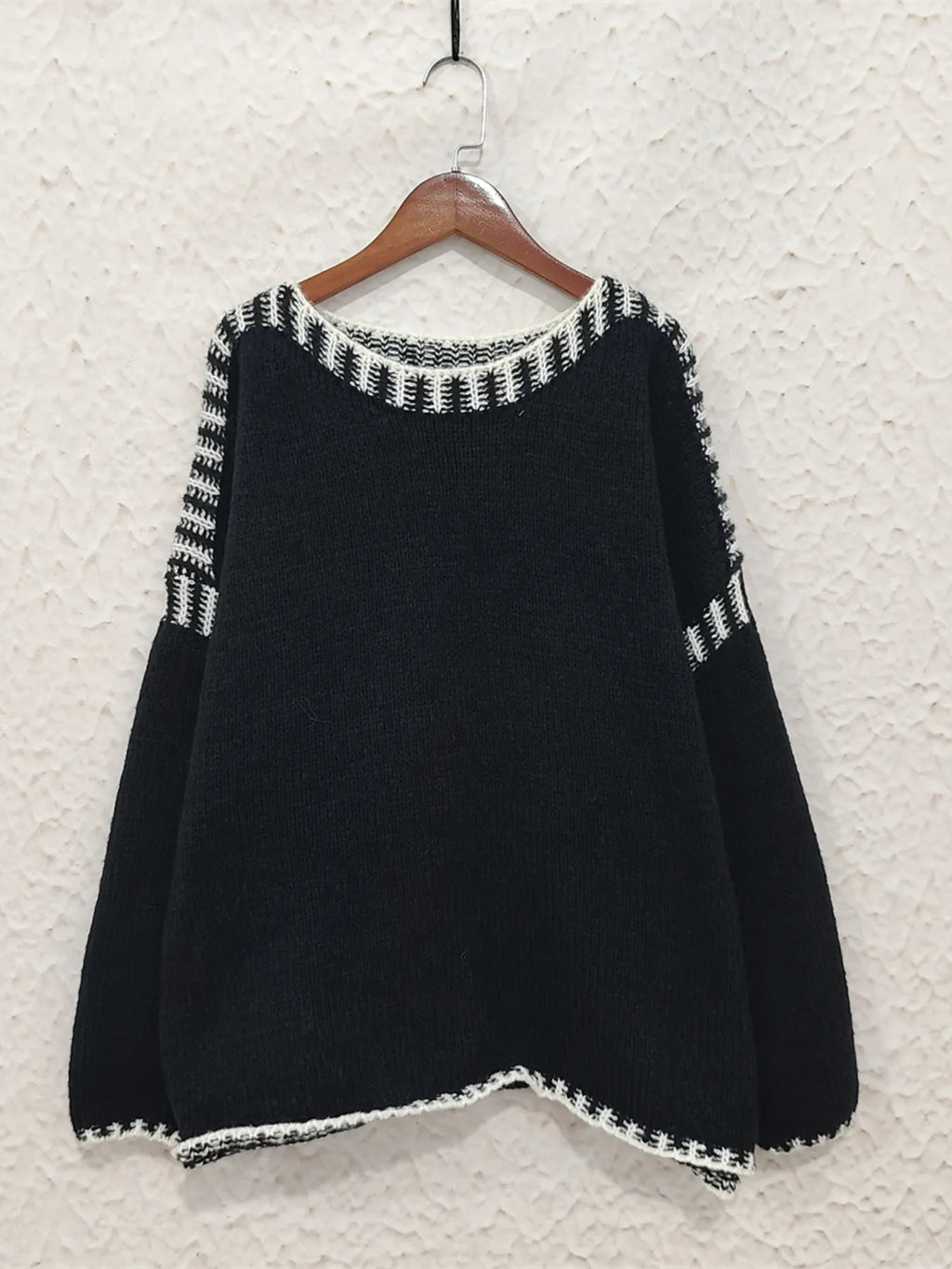 Sarah Express Women's Contrast Trim Oversized Sweater