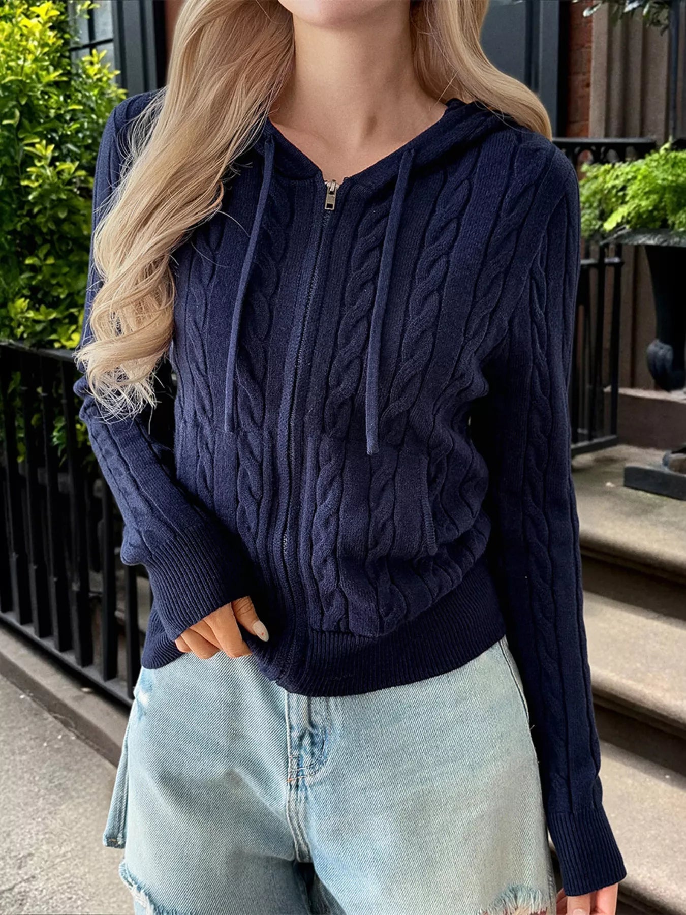 Sarah Express Women's Cozy Cable-Knit Zip-Up Cardigan