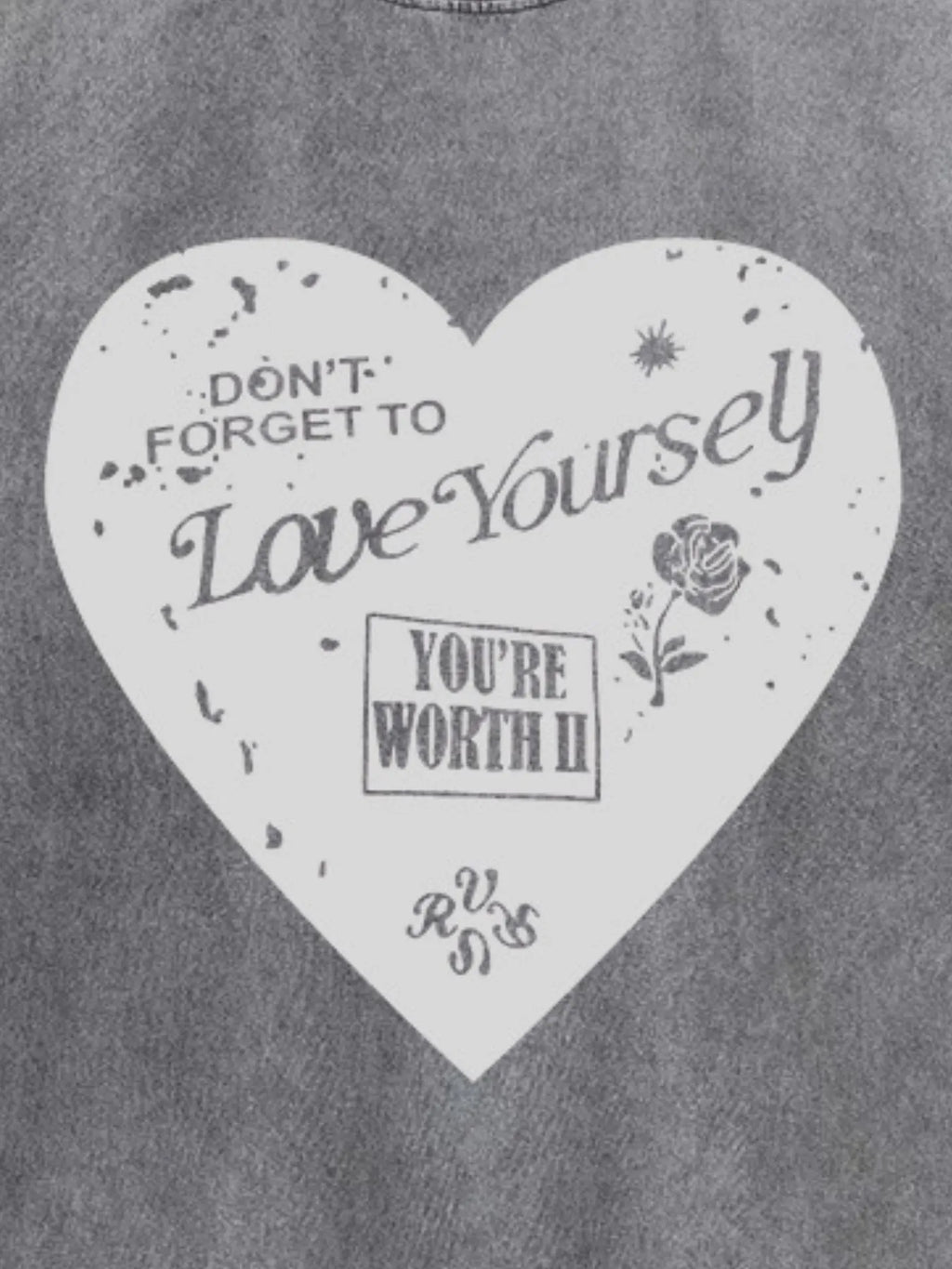 Sarah Express Women's Heart Round Neck Short Sleeve T-Shirt - Oversized Washed Cotton Tee