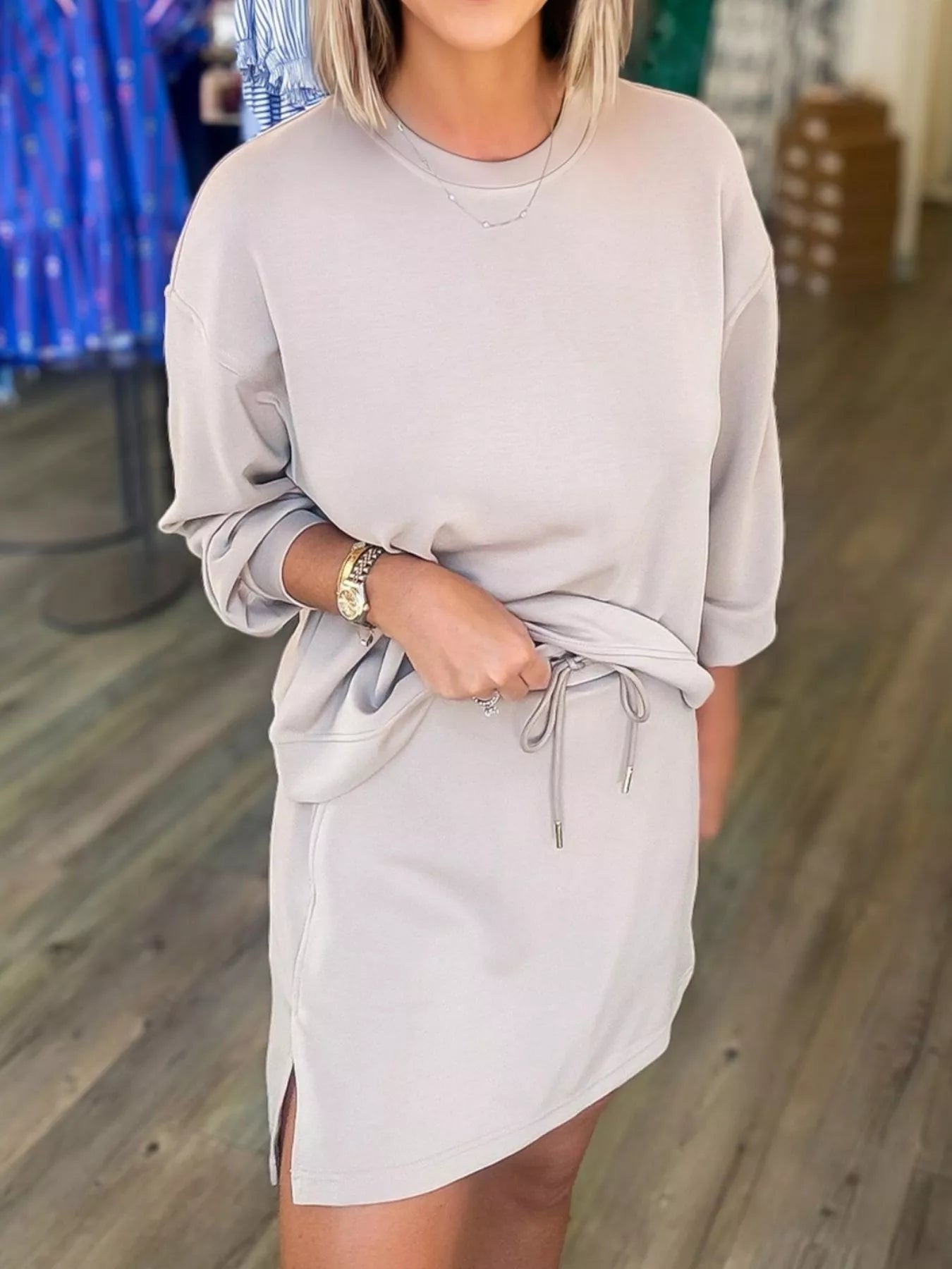 Sarah Express Women's Solid Color Drop Shoulder Pullover and Drawstring Mini Skirt 2pcs Outfit Eggshell