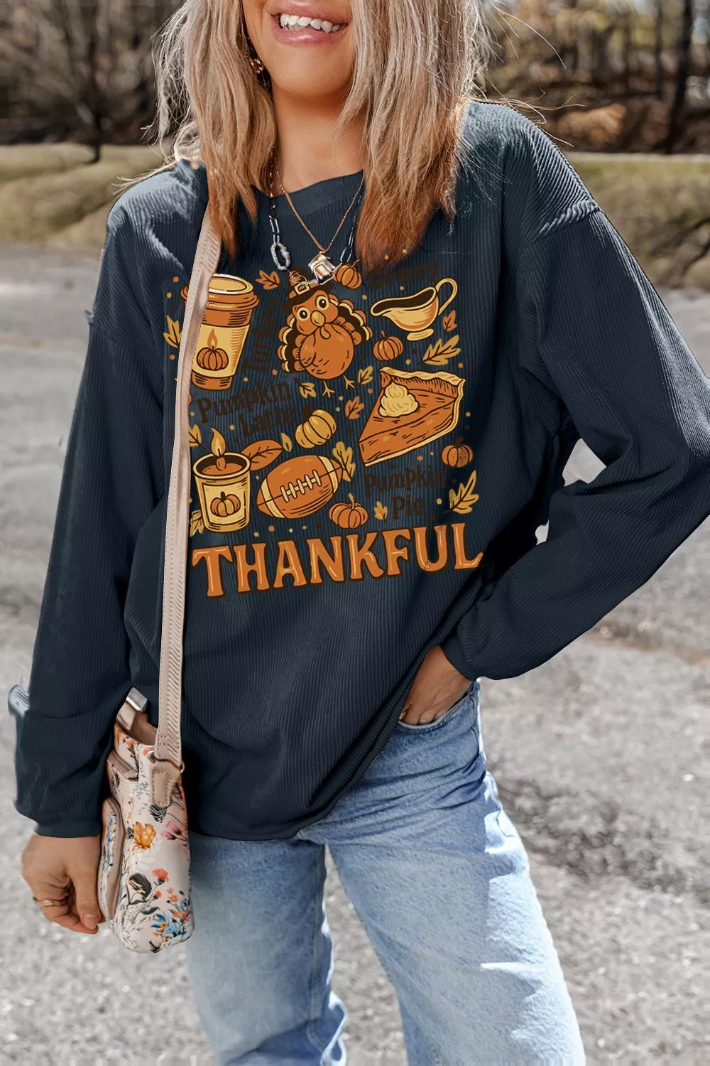 Sarah Express Women's Thankful Thanksgiving Graphic Long Sleeve Sweatshirt