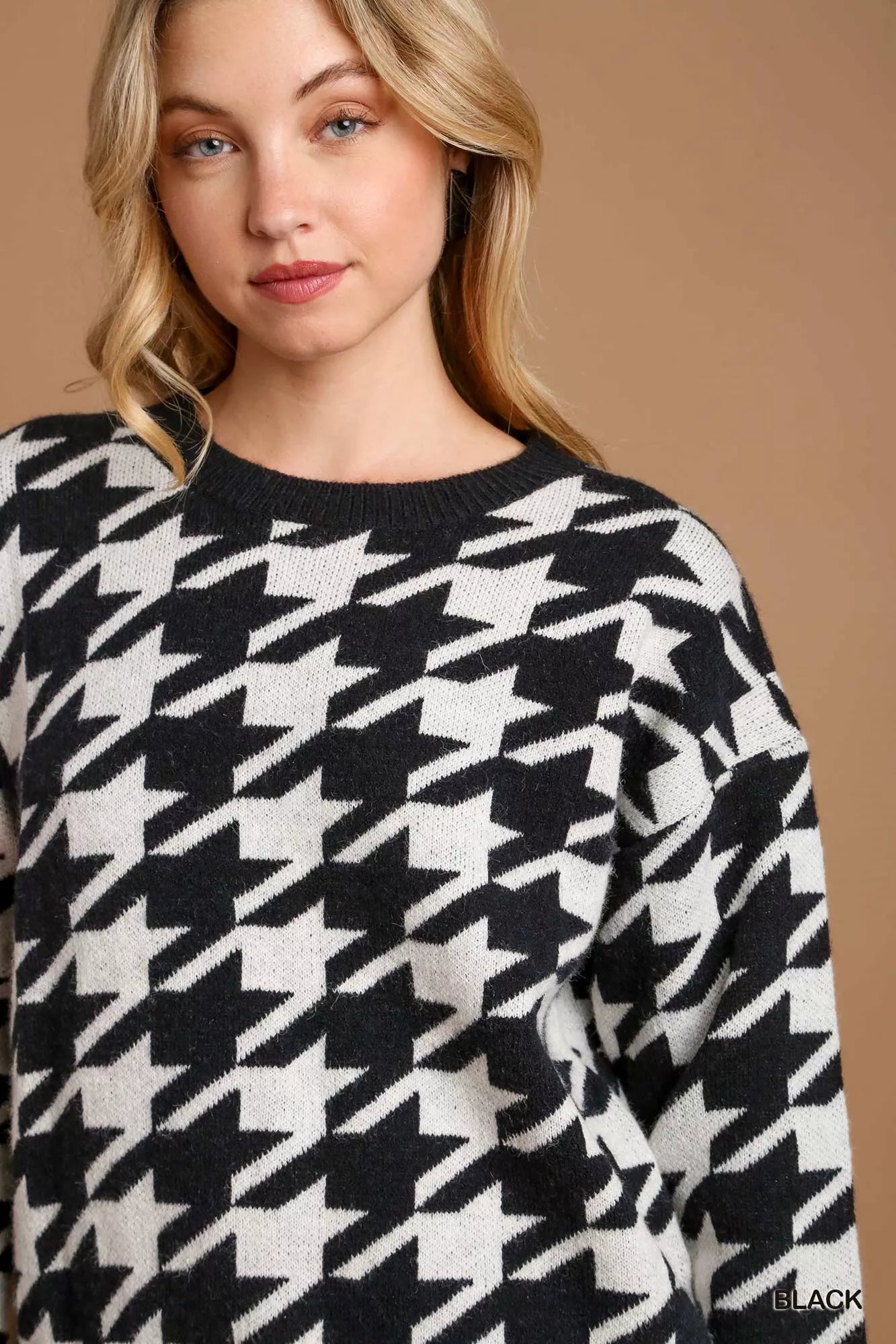 Sarah Express Women's Houndstooth Round Neck Sweater