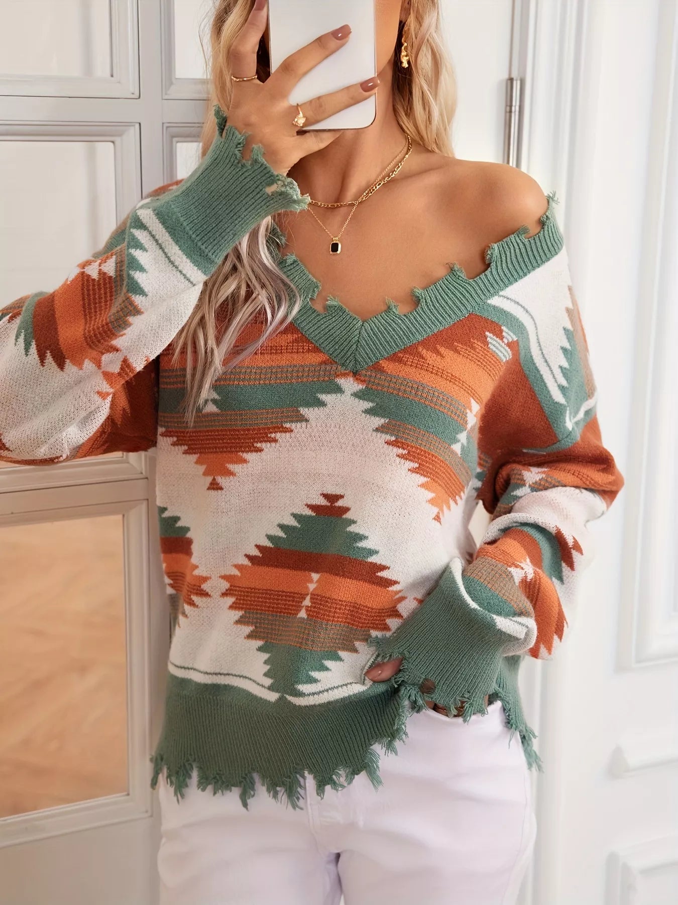 Sarah Express Women's Geometric Frayed Hem V-Neck Long Sleeve Sweater