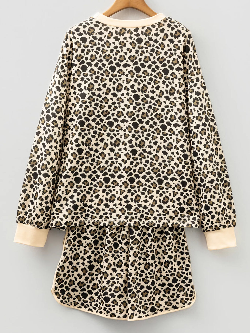 Sarah Express Women's Leopard Print Contrast Trim Long Sleeve Pullover and Drawstring Shorts 2pcs Outfit